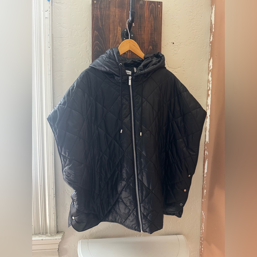 Calvin Klein Quilted Hooded Poncho Jacket - Black